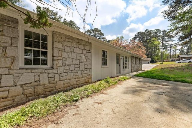 952 Star Court, Norcross, GA 30093