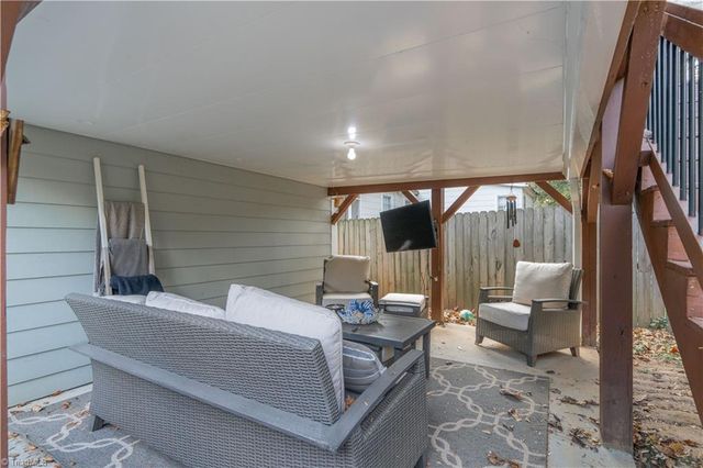 2341 Cherokee Lane, Winston-salem, NC 27103