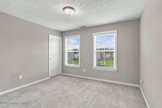 127 Eagles Crest Ct, Mt Washington, KY 40047