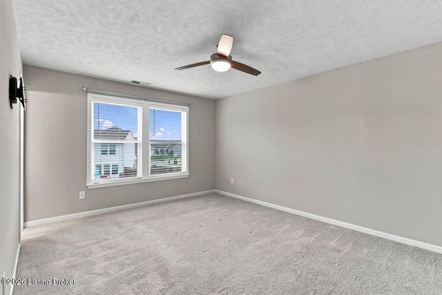 127 Eagles Crest Ct, Mt Washington, KY 40047