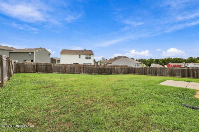 127 Eagles Crest Ct, Mt Washington, KY 40047
