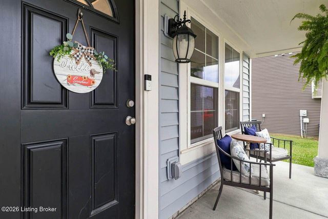 127 Eagles Crest Ct, Mt Washington, KY 40047