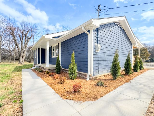 3600 Old Highway 25, Hartsville, TN 37074