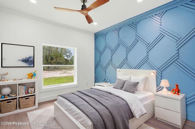 34121 August Avenue, Webster, FL 33597