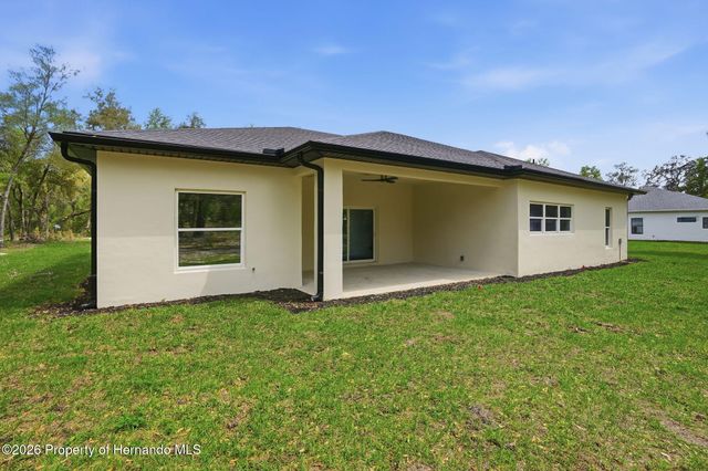 34121 August Avenue, Webster, FL 33597