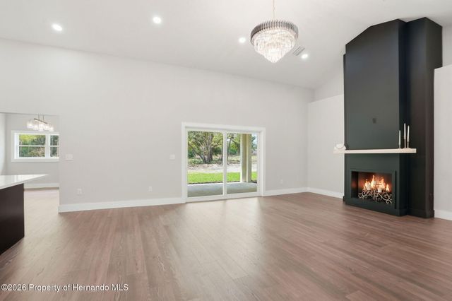 34121 August Avenue, Webster, FL 33597