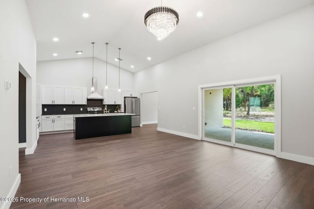 34121 August Avenue, Webster, FL 33597