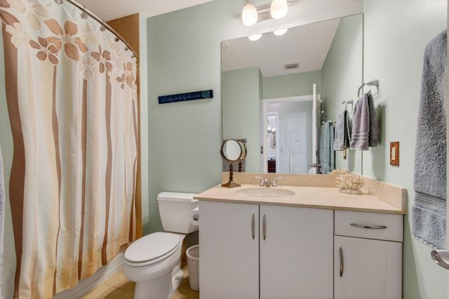 511 Lucerne Avenue 612, Lake Worth Beach, FL 33460