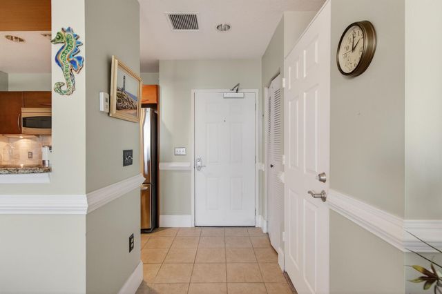 511 Lucerne Avenue 612, Lake Worth Beach, FL 33460