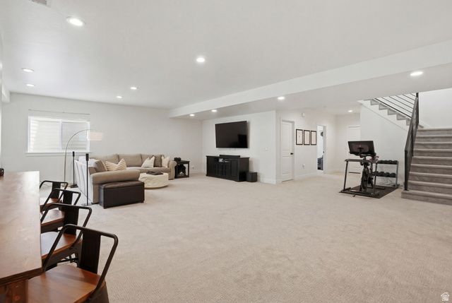 6638 W BRAEBURN WAY, West Jordan, UT 84081