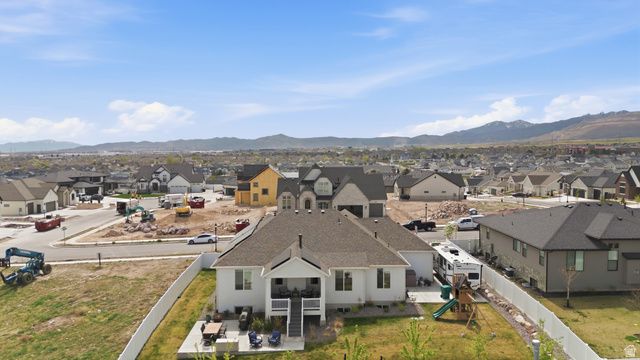 6638 W BRAEBURN WAY, West Jordan, UT 84081