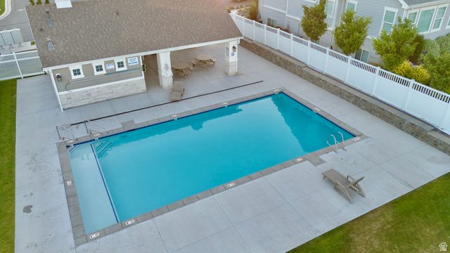 6638 W BRAEBURN WAY, West Jordan, UT 84081