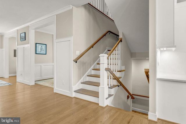2998 BEECHWOOD LN, Falls Church, VA 22042