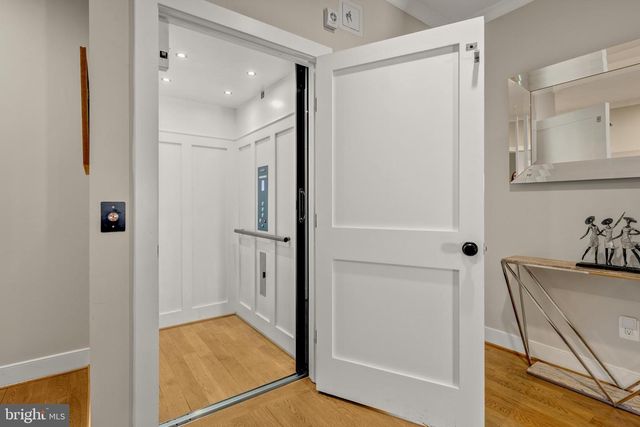 2998 BEECHWOOD LN, Falls Church, VA 22042