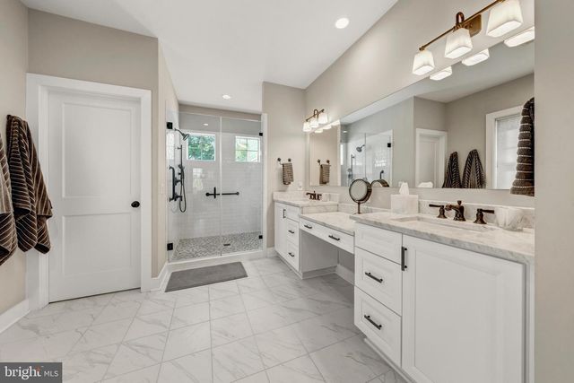 2998 BEECHWOOD LN, Falls Church, VA 22042