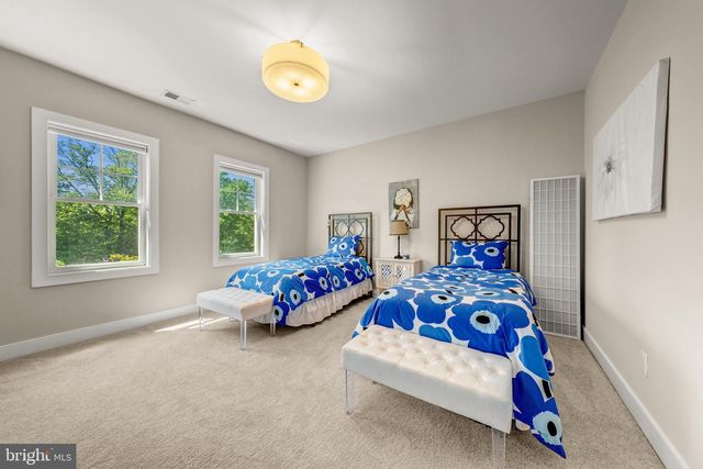 2998 BEECHWOOD LN, Falls Church, VA 22042