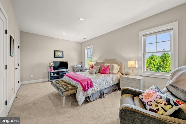 2998 BEECHWOOD LN, Falls Church, VA 22042