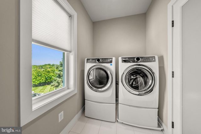 2998 BEECHWOOD LN, Falls Church, VA 22042