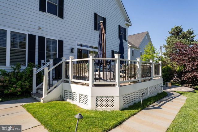 2998 BEECHWOOD LN, Falls Church, VA 22042
