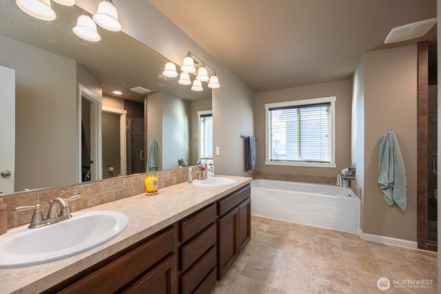 4711 Badger Street, Moses Lake, WA 98837