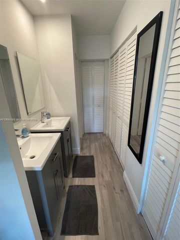 7801 NE 4th Ct 105, Miami, FL 33138