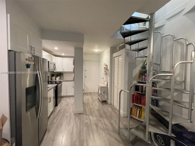 7801 NE 4th Ct 105, Miami, FL 33138