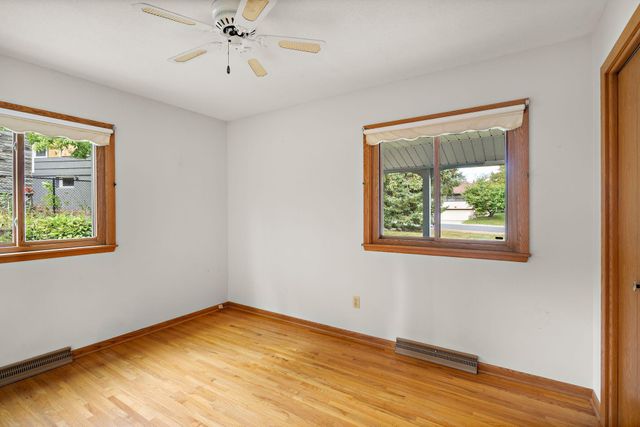 3521 W 103rd Street, Bloomington, MN 55431