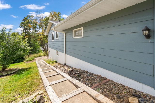 3521 W 103rd Street, Bloomington, MN 55431