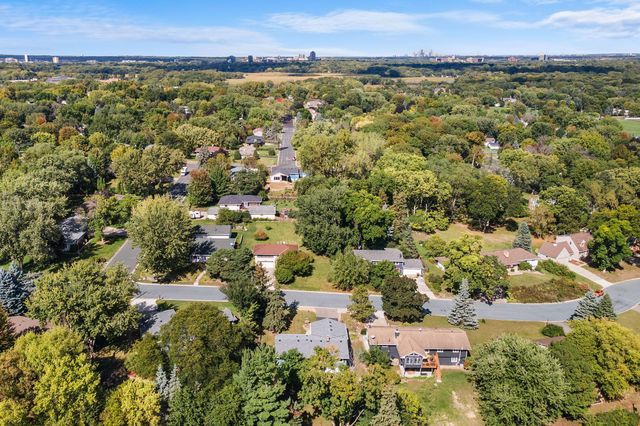 3521 W 103rd Street, Bloomington, MN 55431