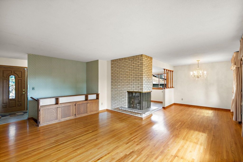3521 W 103rd Street, Bloomington, MN 55431 — photo 2