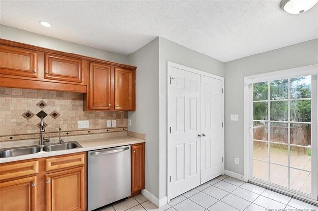 280 Hillandale Road, Spring Lake, NC 28390