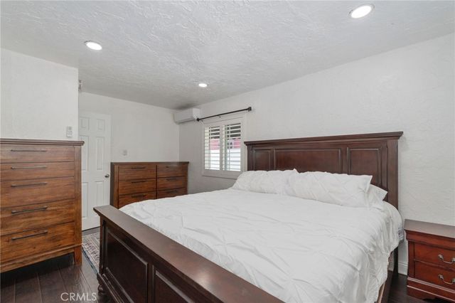 119 E 75th St, Los Angeles, CA 90003