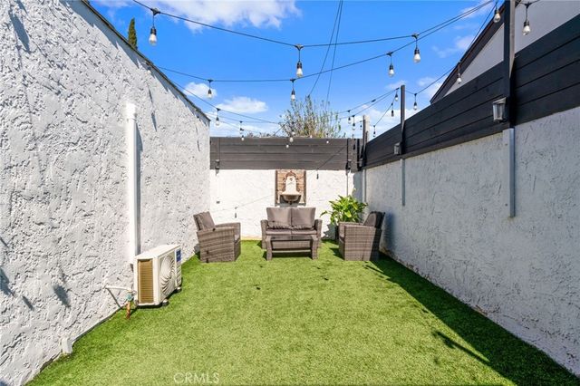 119 E 75th St, Los Angeles, CA 90003