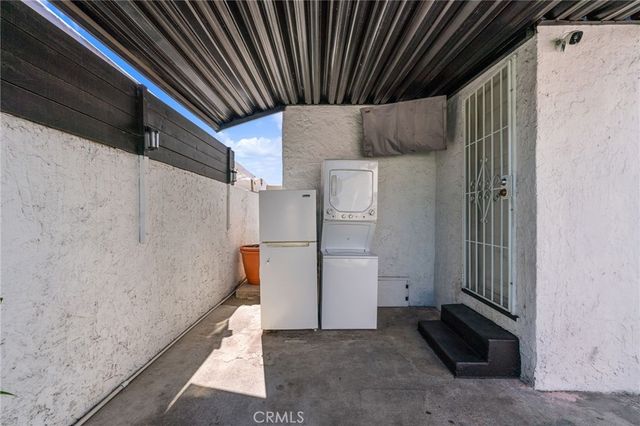 119 E 75th St, Los Angeles, CA 90003