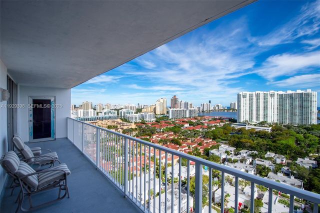2851 NE 183rd St 2211 E, Aventura, FL 33160