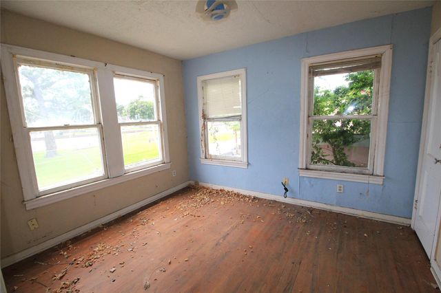 5352 Bell Street, Houston, TX 77023