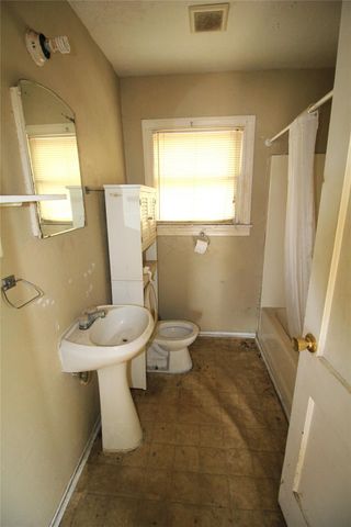 5352 Bell Street, Houston, TX 77023