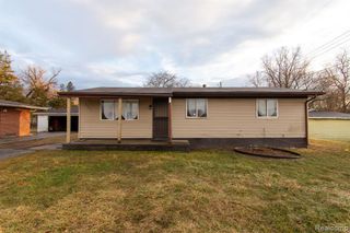 2303 W Coldwater Road, Flint, MI 48505