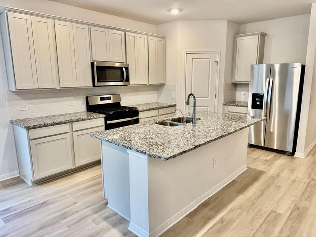 4909 Stockton LN, Del Valle, TX 78617