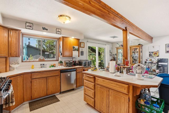 707 Crawford Ave, Deer Park, WA 99006
