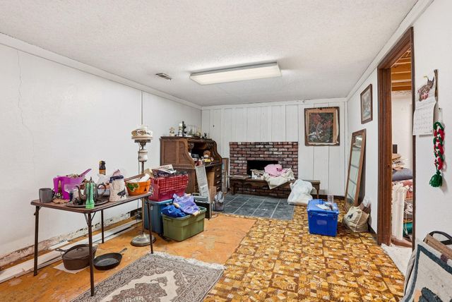 707 Crawford Ave, Deer Park, WA 99006