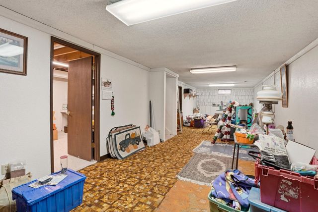 707 Crawford Ave, Deer Park, WA 99006