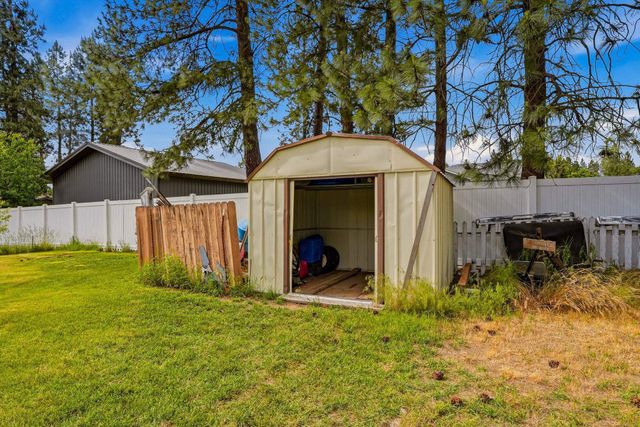 707 Crawford Ave, Deer Park, WA 99006