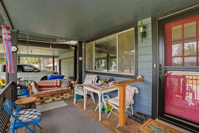 707 Crawford Ave, Deer Park, WA 99006