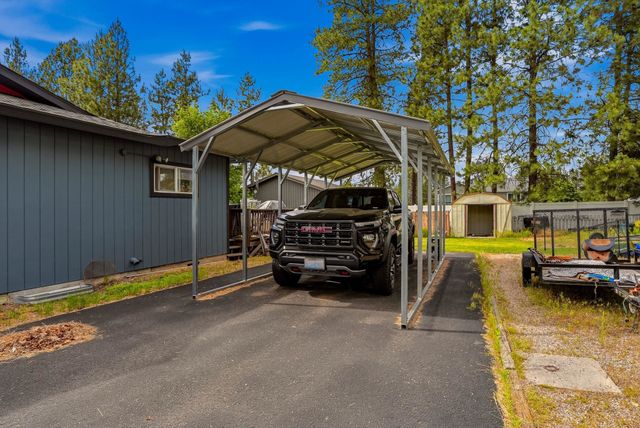 707 Crawford Ave, Deer Park, WA 99006