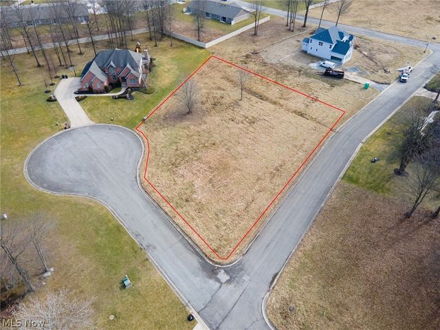 Black Duck Court, Cortland, OH 44410