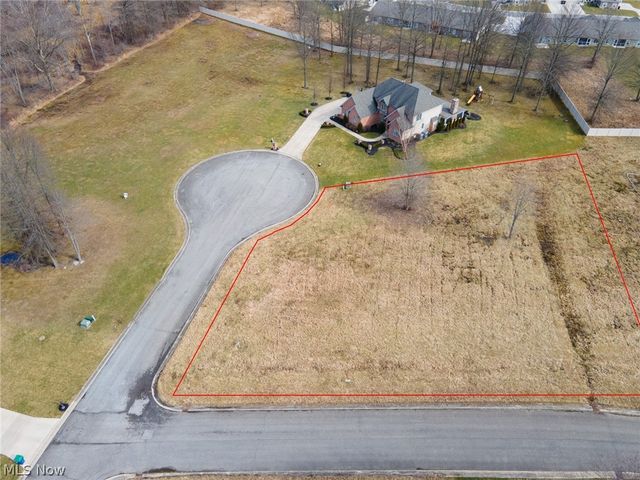 Black Duck Court, Cortland, OH 44410