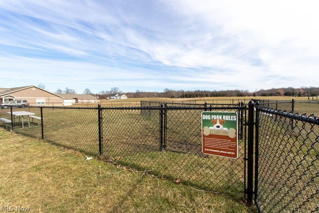Black Duck Court, Cortland, OH 44410