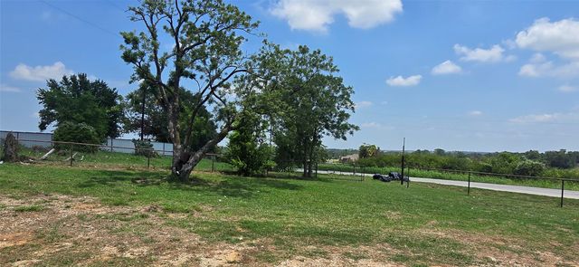 251 Rhoades Lane, Springtown, TX 76082