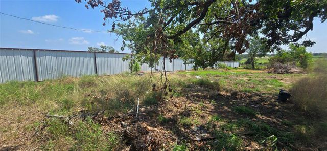251 Rhoades Lane, Springtown, TX 76082